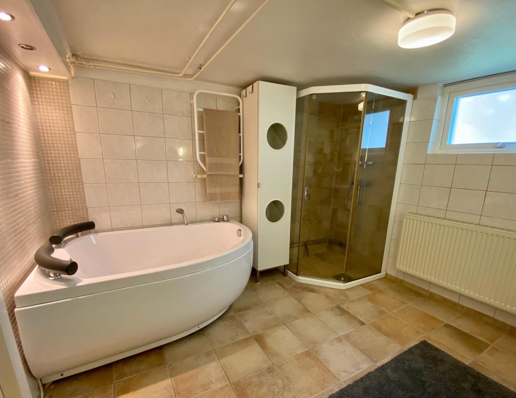 Lower Floor Of 50 Sqm In Nice Villa With Parking Stockholm Kültér fotó